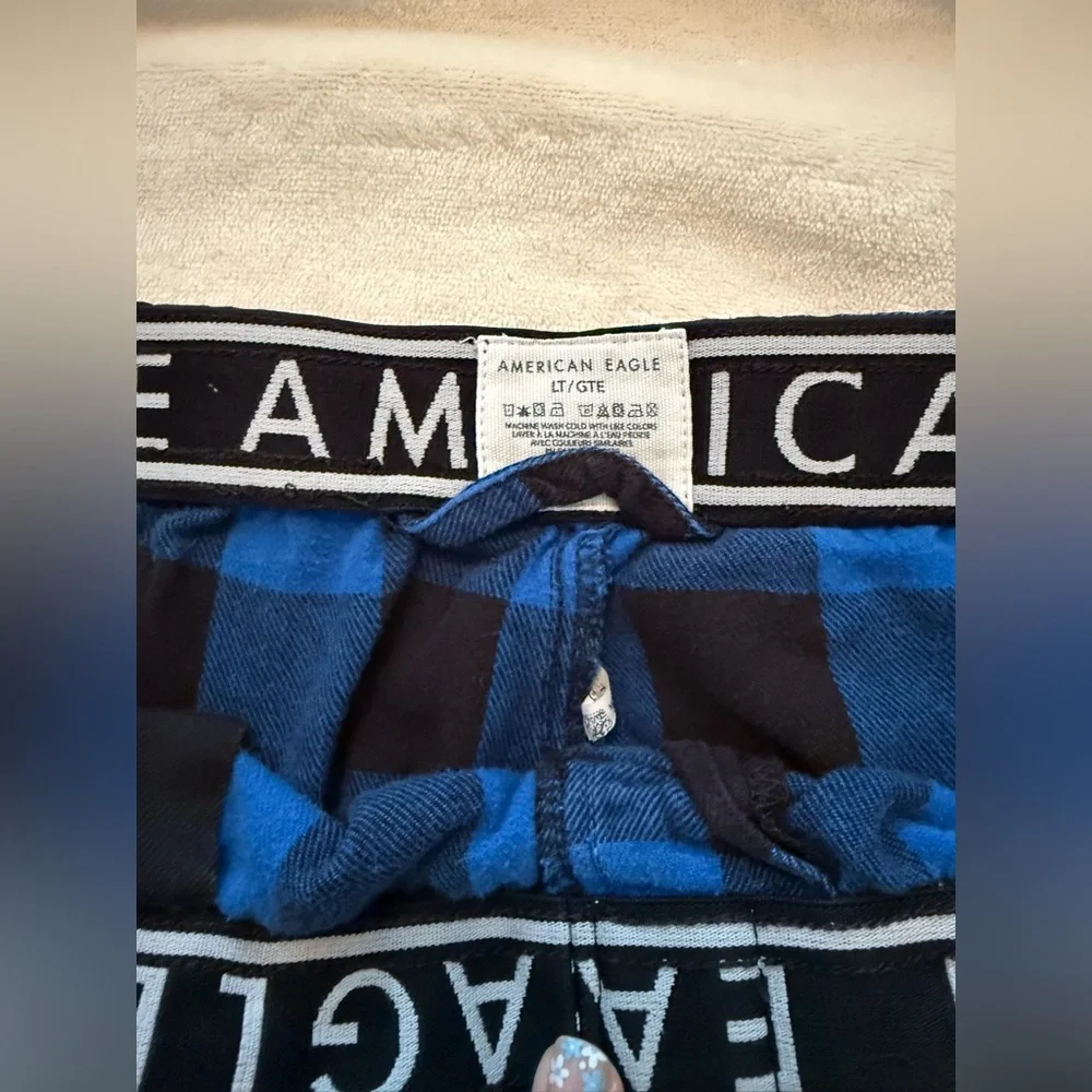 Men’s American Eagle Outfitters Blue and Black Plaid PJ Bottoms - Picture 5 of 7